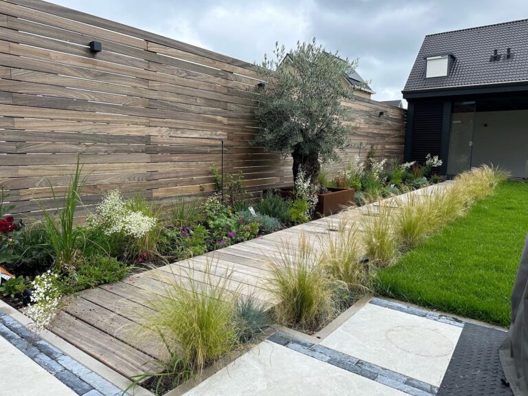 DA5C2382-93AD-4C7D-8785-D50E381F7218