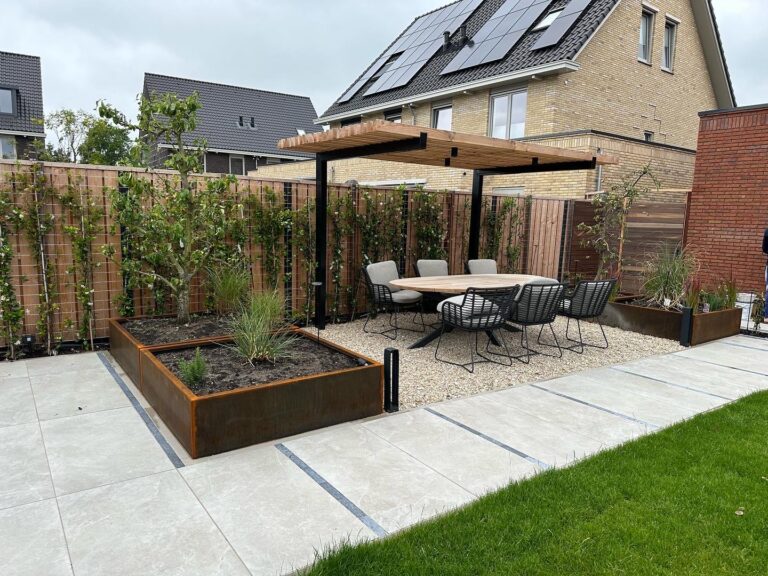 E41B7DB8-6AF2-4E9B-99E4-DB37E876057F